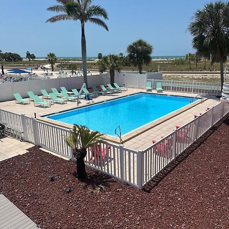 Arvilla Resort St. Pete Beach Exteriör bild