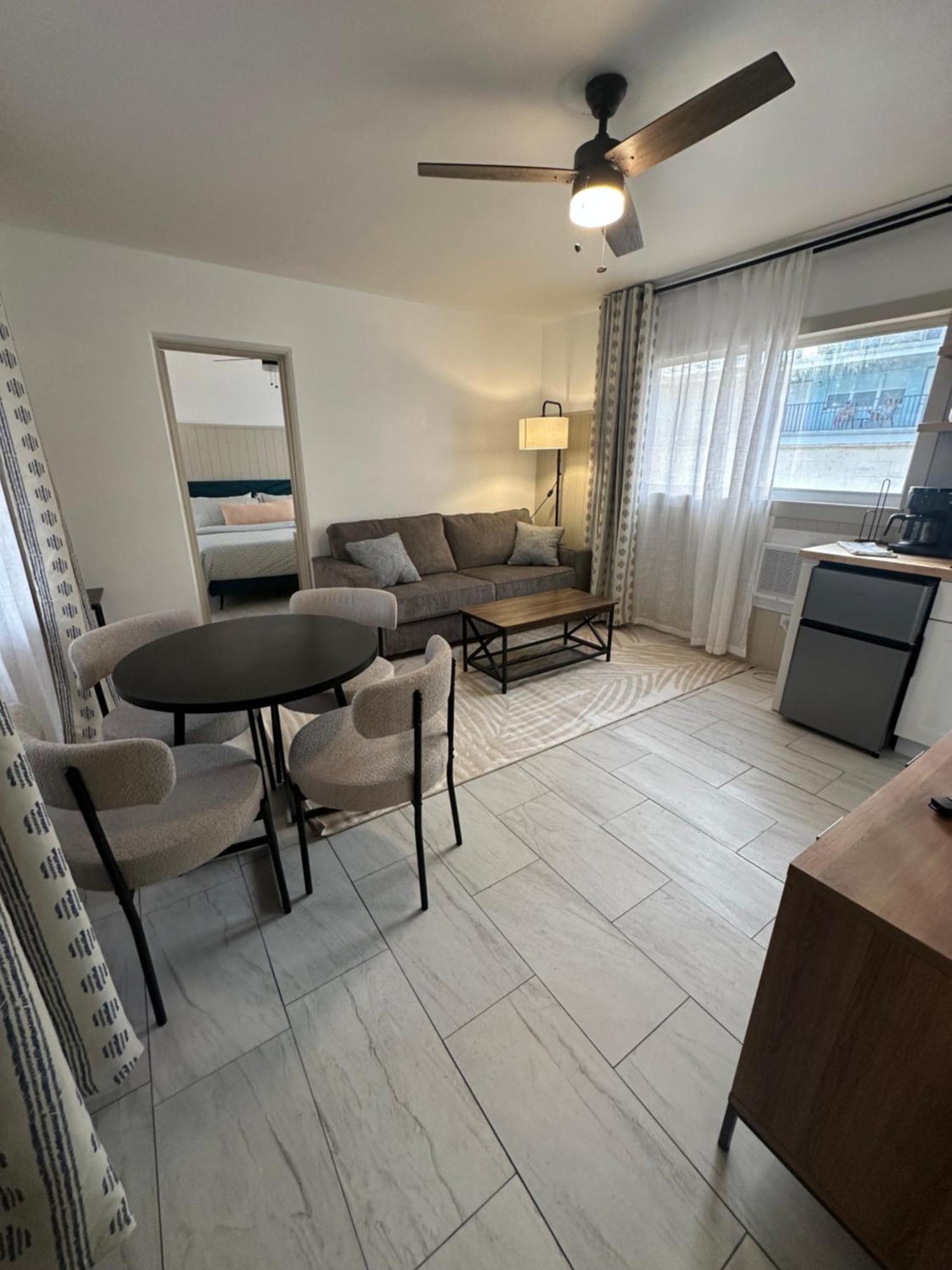 Arvilla Resort St. Pete Beach Exteriör bild